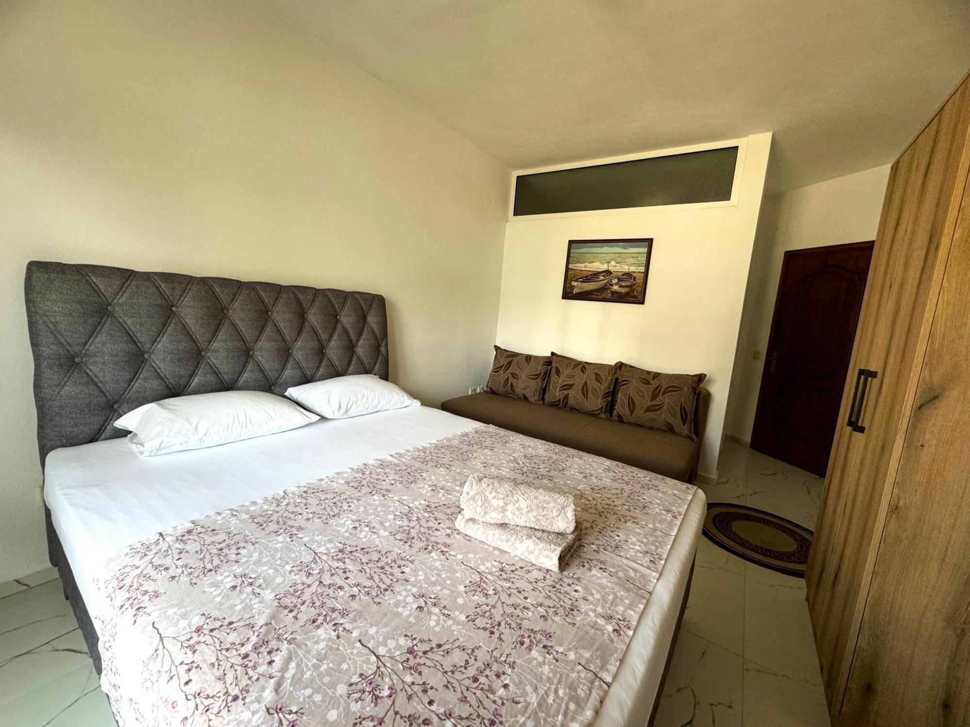 Apartments Cobi Ulcinj Room photo